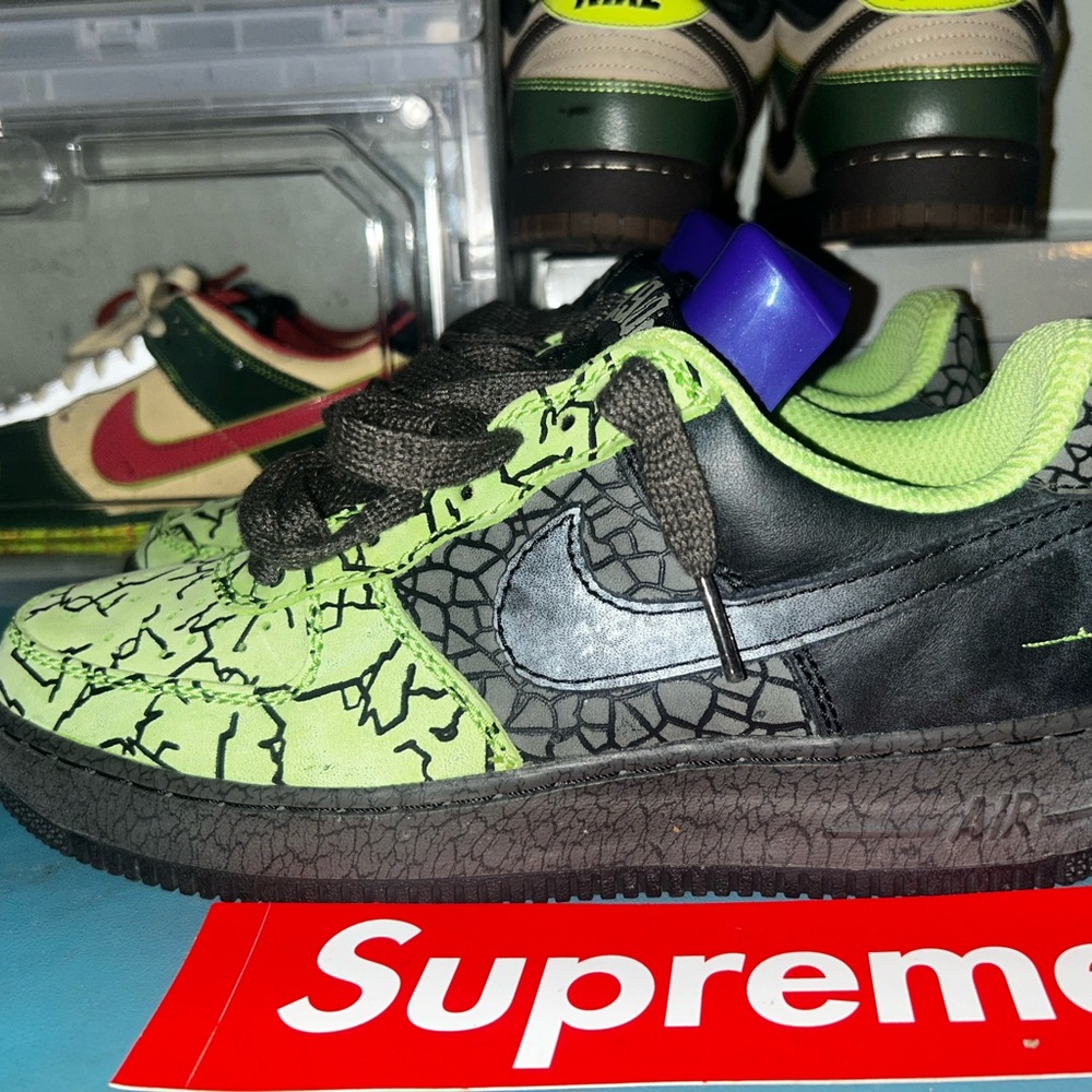 Nike AF1 Air Force 1 Hufquake RARE